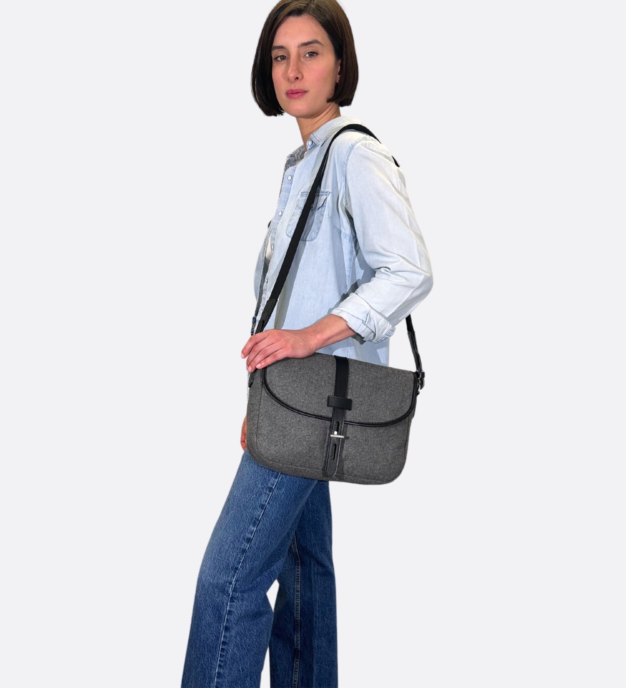 Besace taille M en drap de laine gris, THYRS