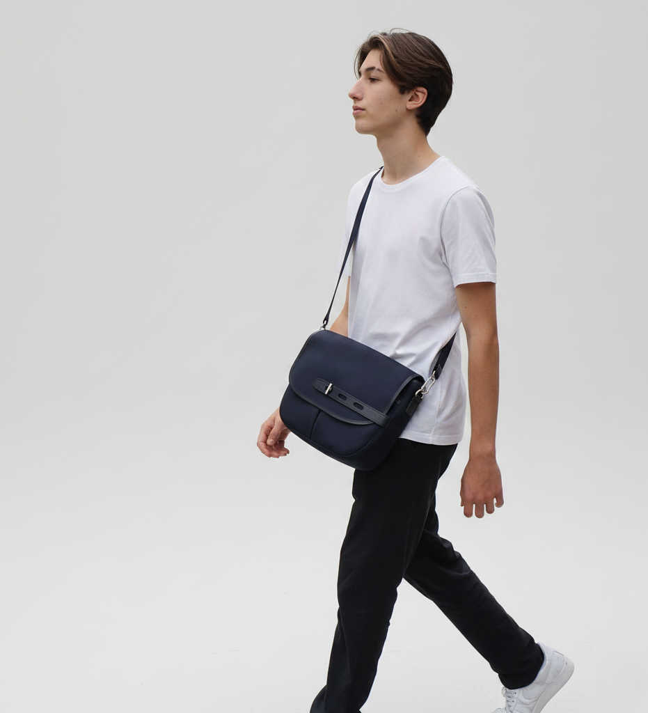 Double Twill Messenger Bag | L