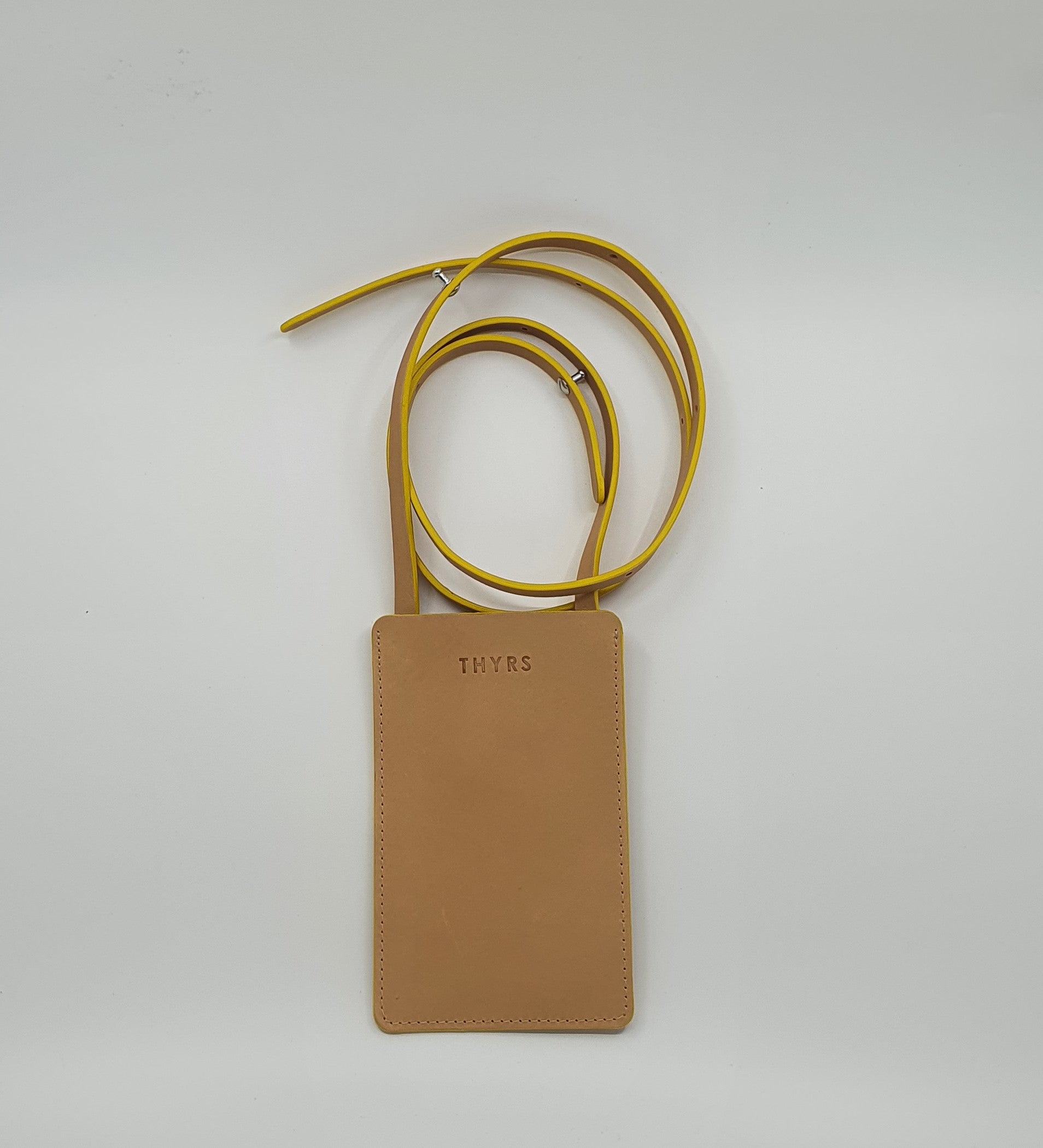 porte téléphone cuir naturel THYRS